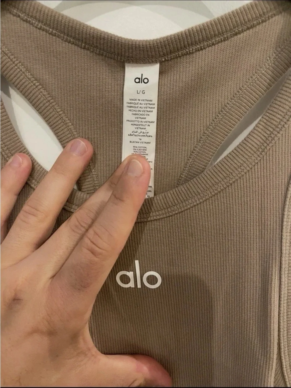 ALO YOGA Aspire Crop Tank Ribbed Racerback in Gravel Size: L (NWOT) 🏷️ MSRP: $68 - Picture 4 of 6